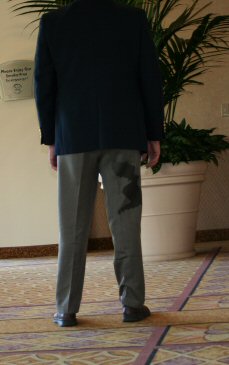 /img/ben_vegaspants.jpg